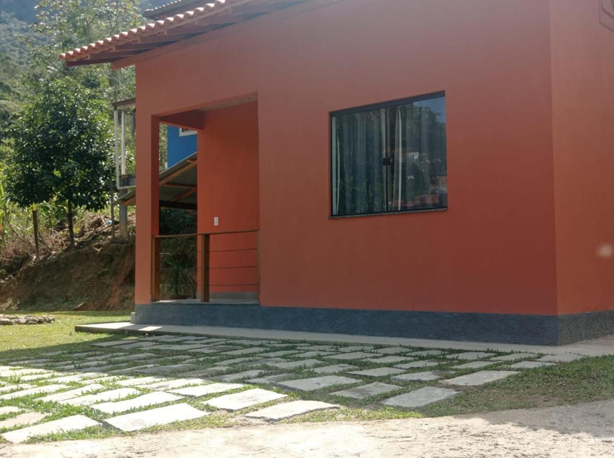Casa Do Ipe - Hospedagem Лумиар Екстериор снимка